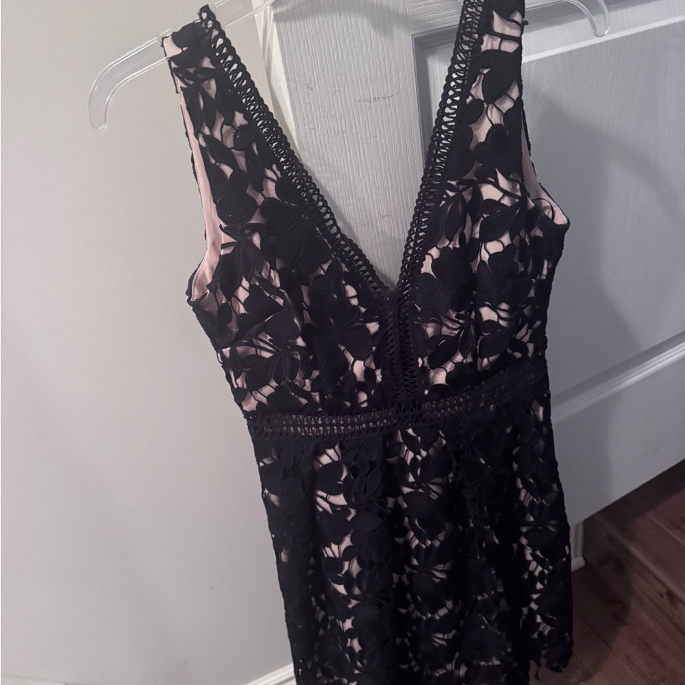 Romeo & Juliet Couture Black Lace Dress